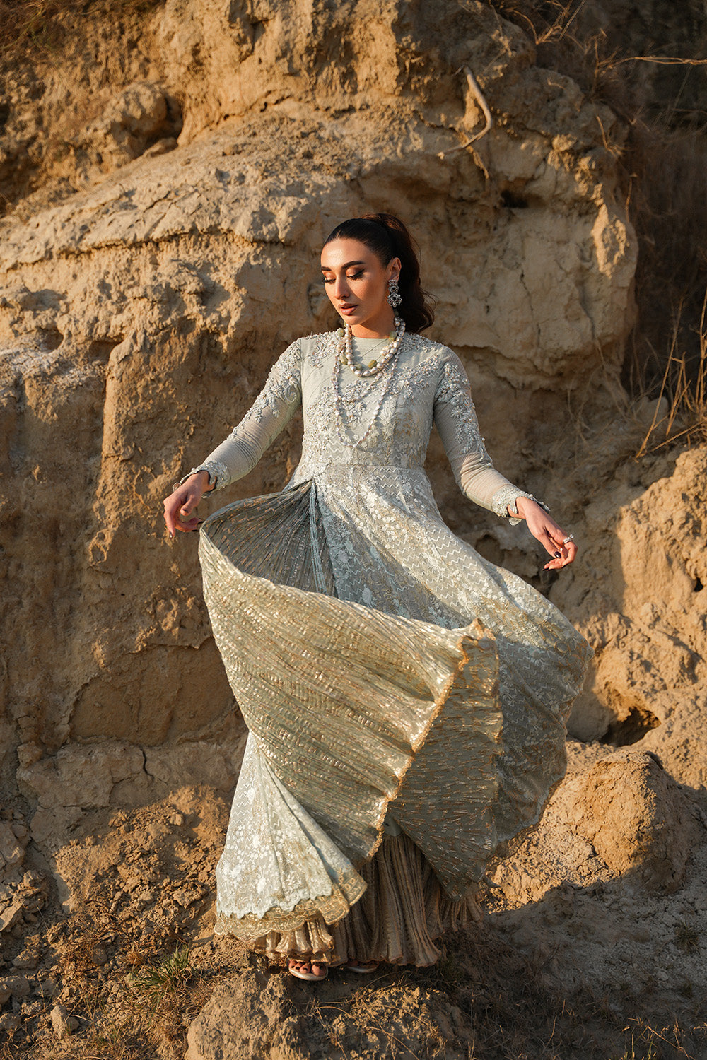 Nilofer Shahid | Verve Summer 24 | Mavi â Verve SS 24