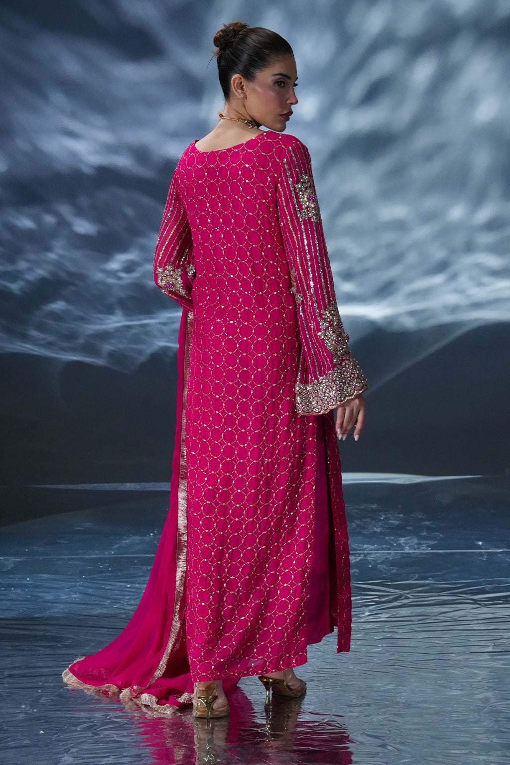 Amave | Oro Luxury Wear | AM-04