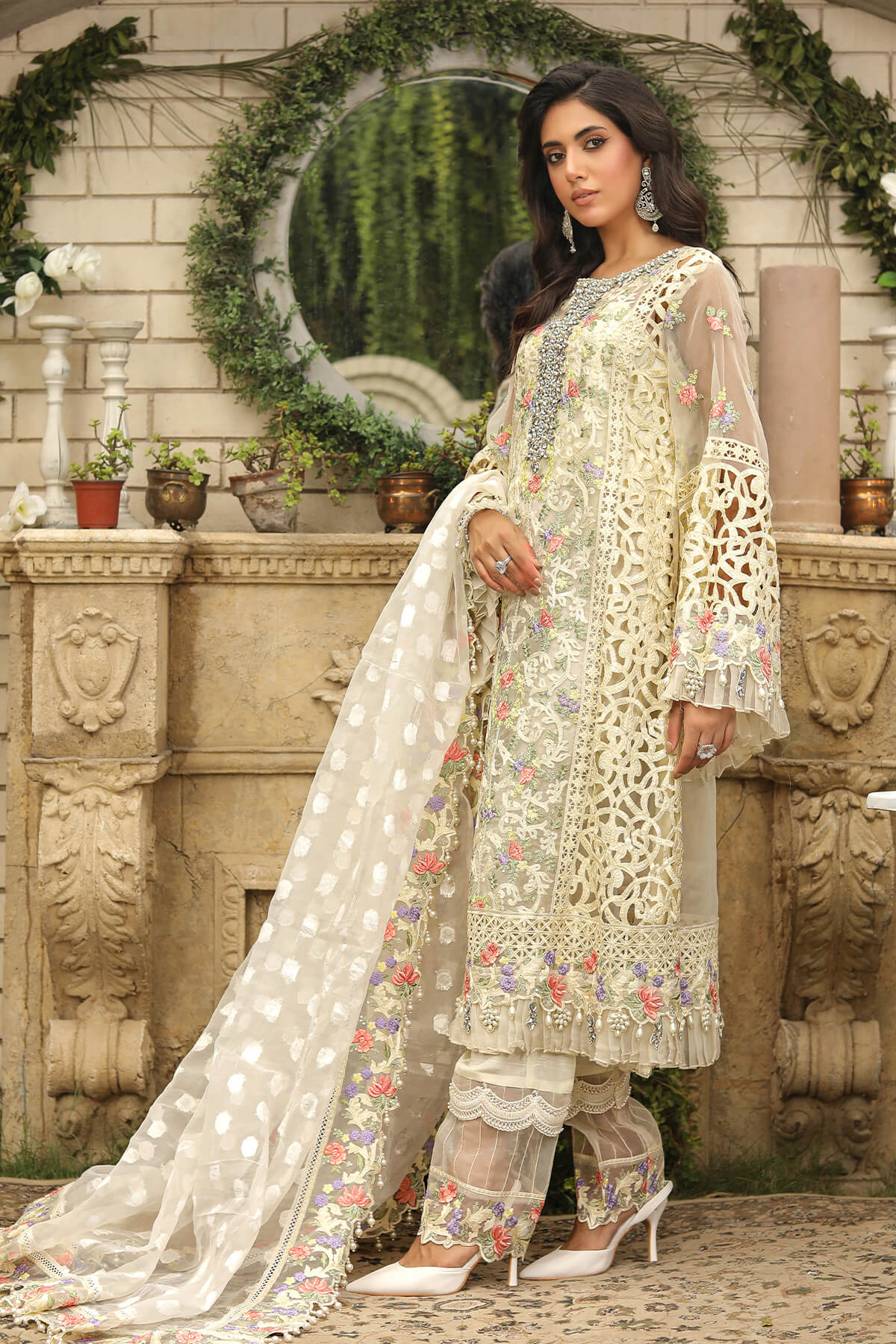 Raeesa Premium | Wajadan Wedding Formals | WD-8 Ivory