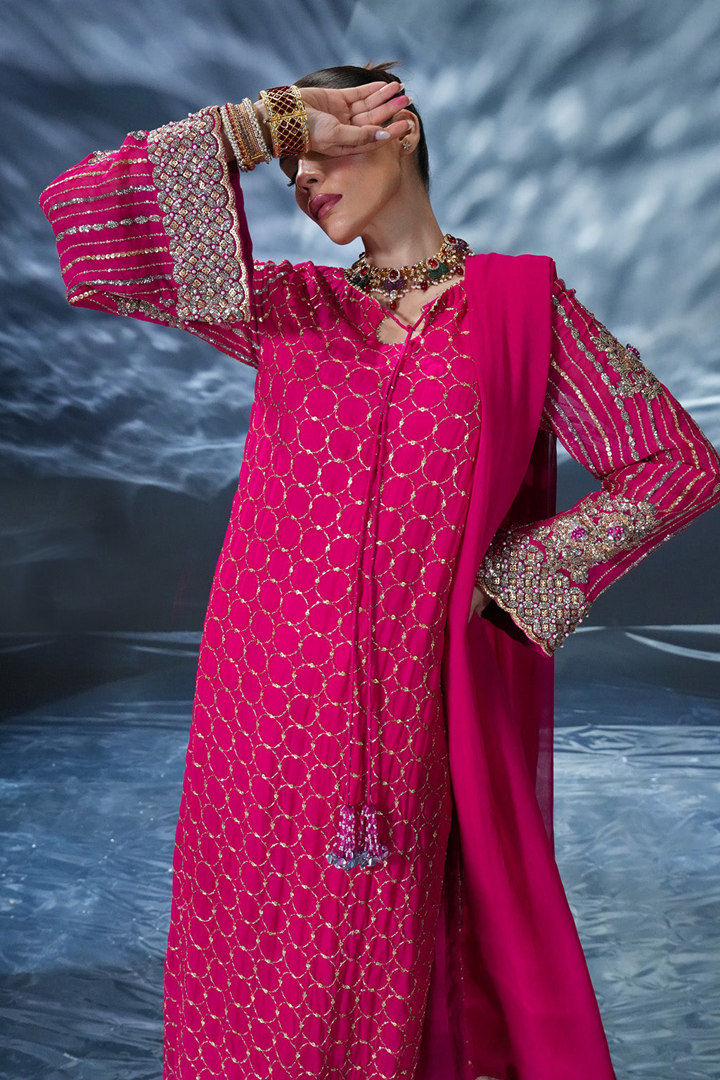 Amave | Oro Luxury Wear | AM-04