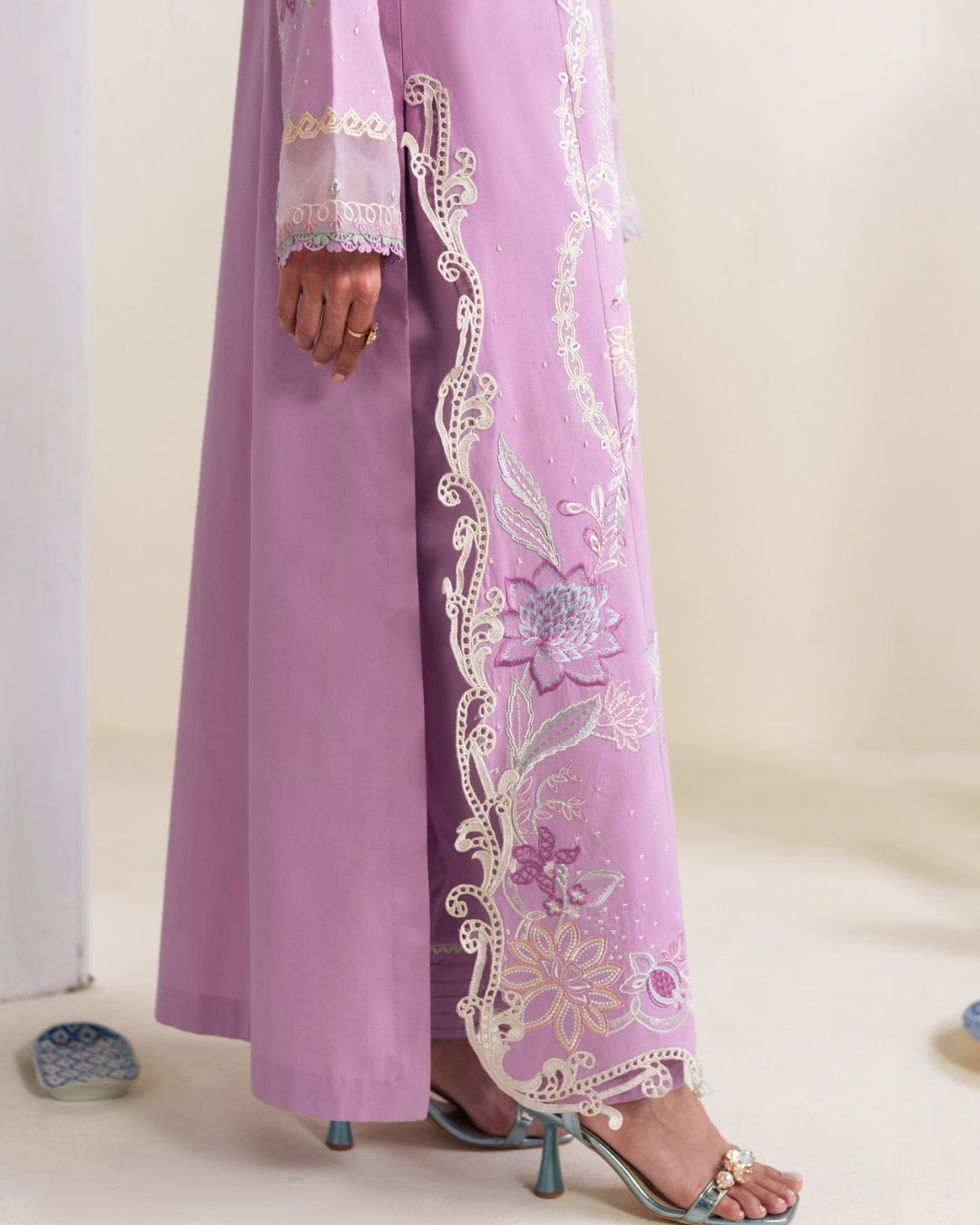 Neeshay | Whispers of Summer Luxury Lawn | EVIE