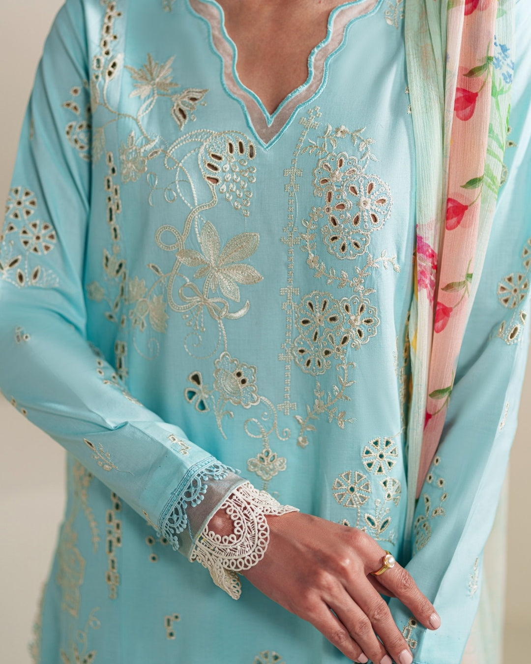 Neeshay | Whispers of Summer Luxury Lawn | SYLVIA