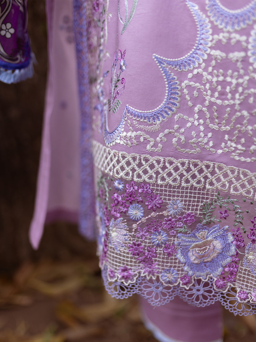 Roheenaz | Dahlia Embroidered Lawn 24 | Hyacinth