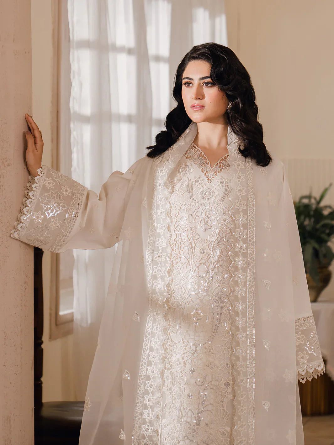 Bin Ilyas | Naqsh Luxury Lawn | Laira