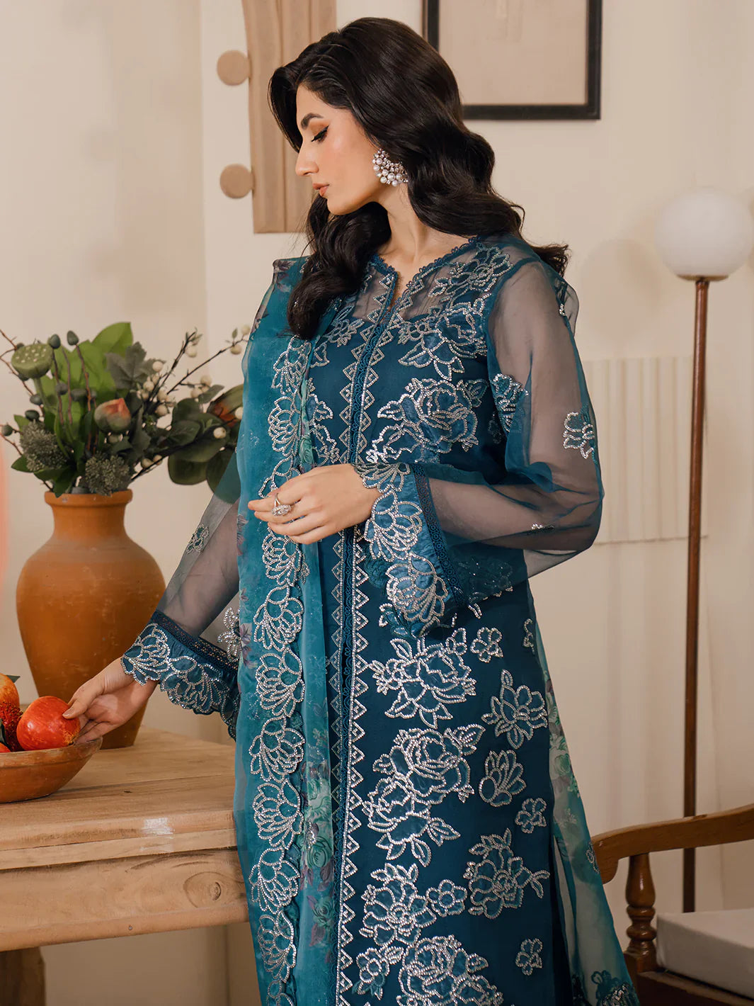 Bin Ilyas | Naqsh Luxury Lawn | Mavi