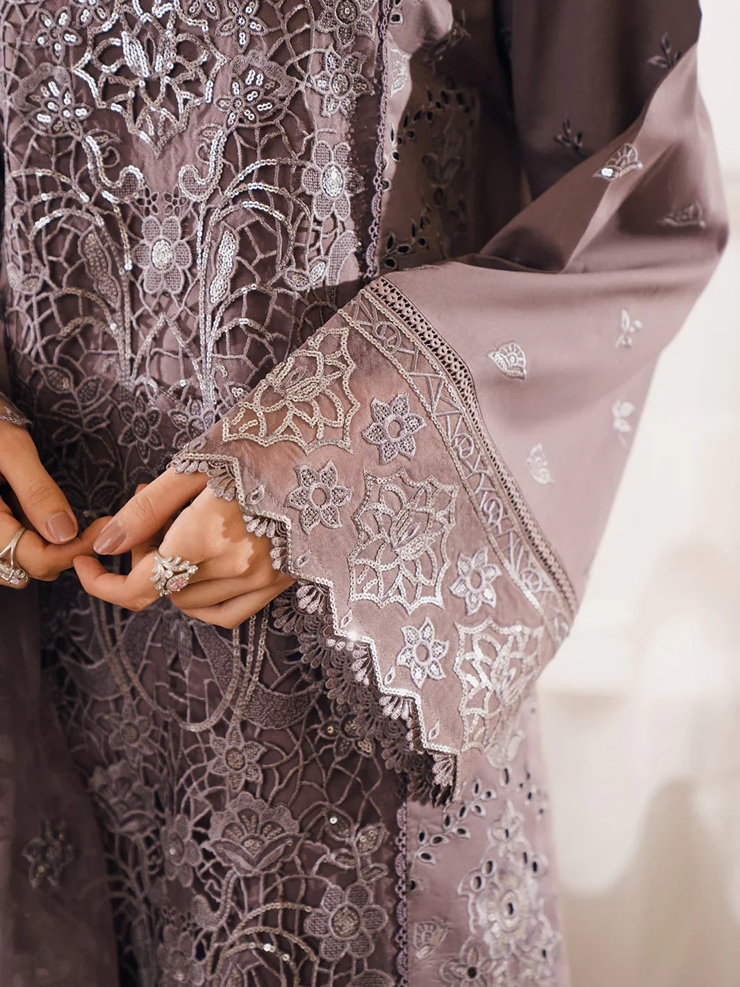 Bin Ilyas | Naqsh Luxury Lawn | Sevgi