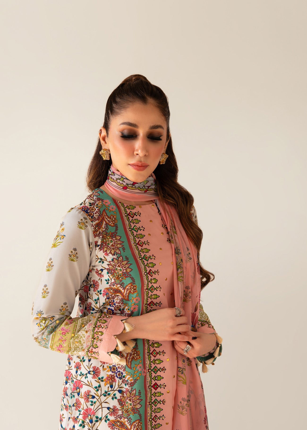 Sammy K | Bahar Formals | GUL E QASADI