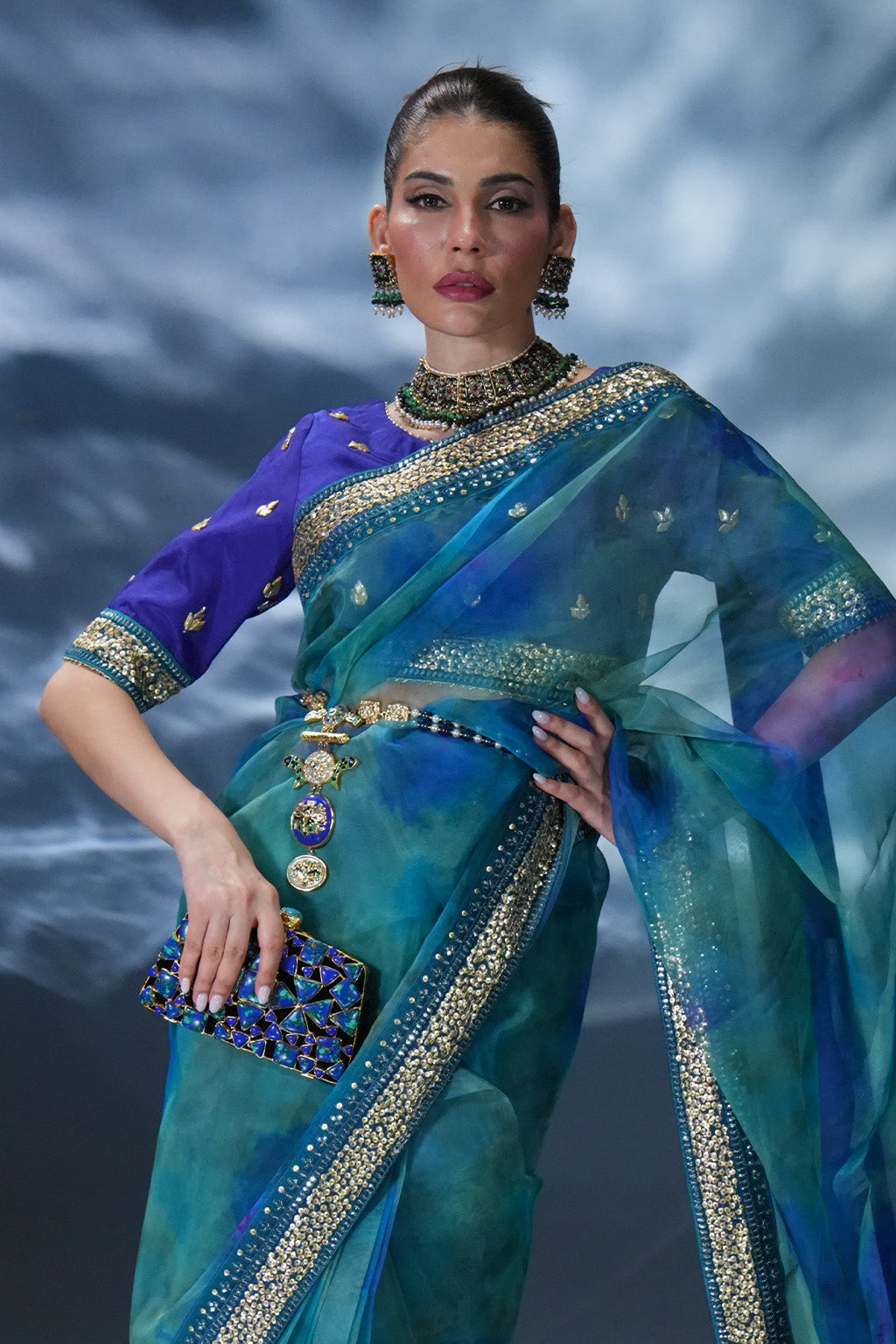 Amave | Oro Luxury Wear | AM-10