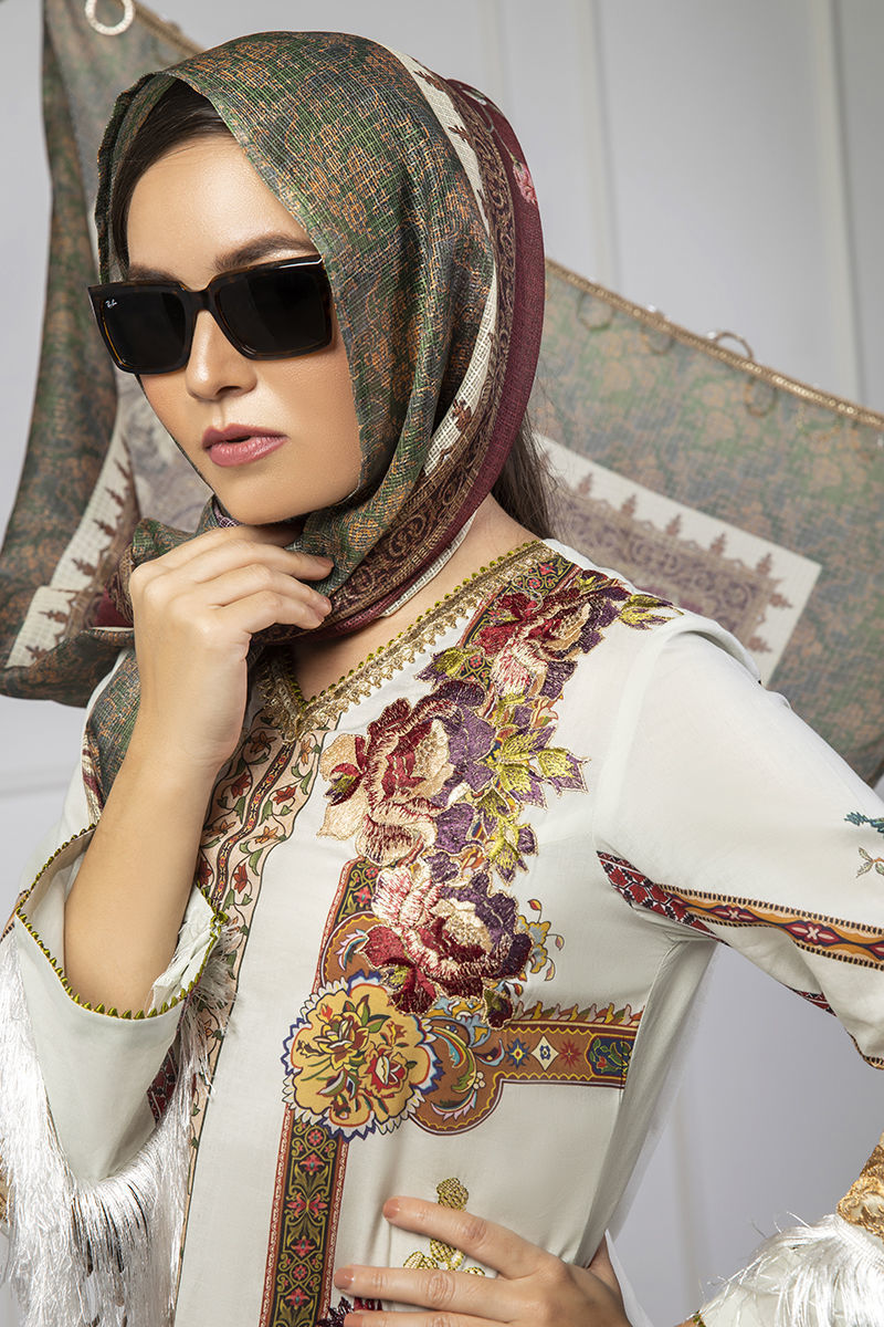 Shamaeel Ansari | Lawn 24 | LV11