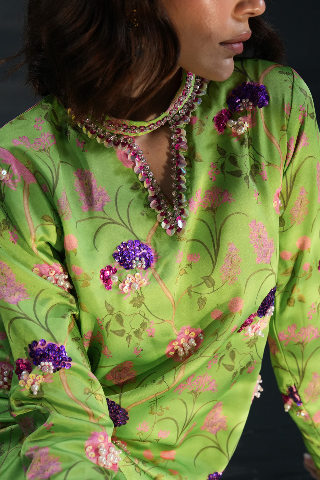 Amave | Oro Luxury Wear | AM-06