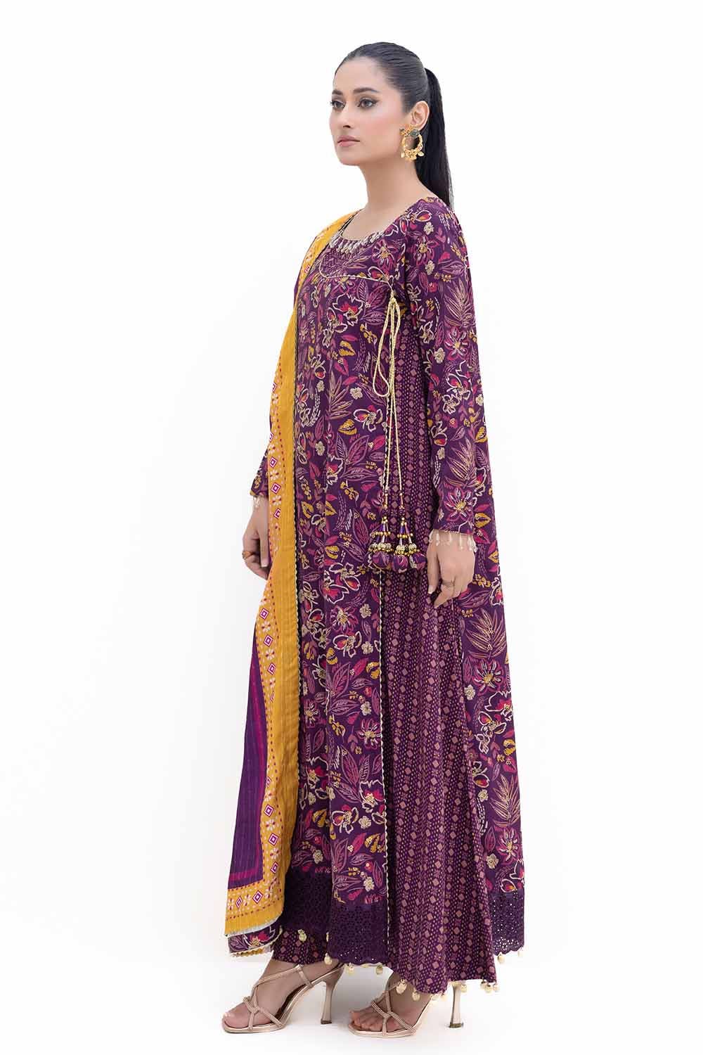 Gul Ahmed | Winter Collection 24 | Gold Printed Polyestor Suit with Printed Sequins Stripe Dupatta SP-42047