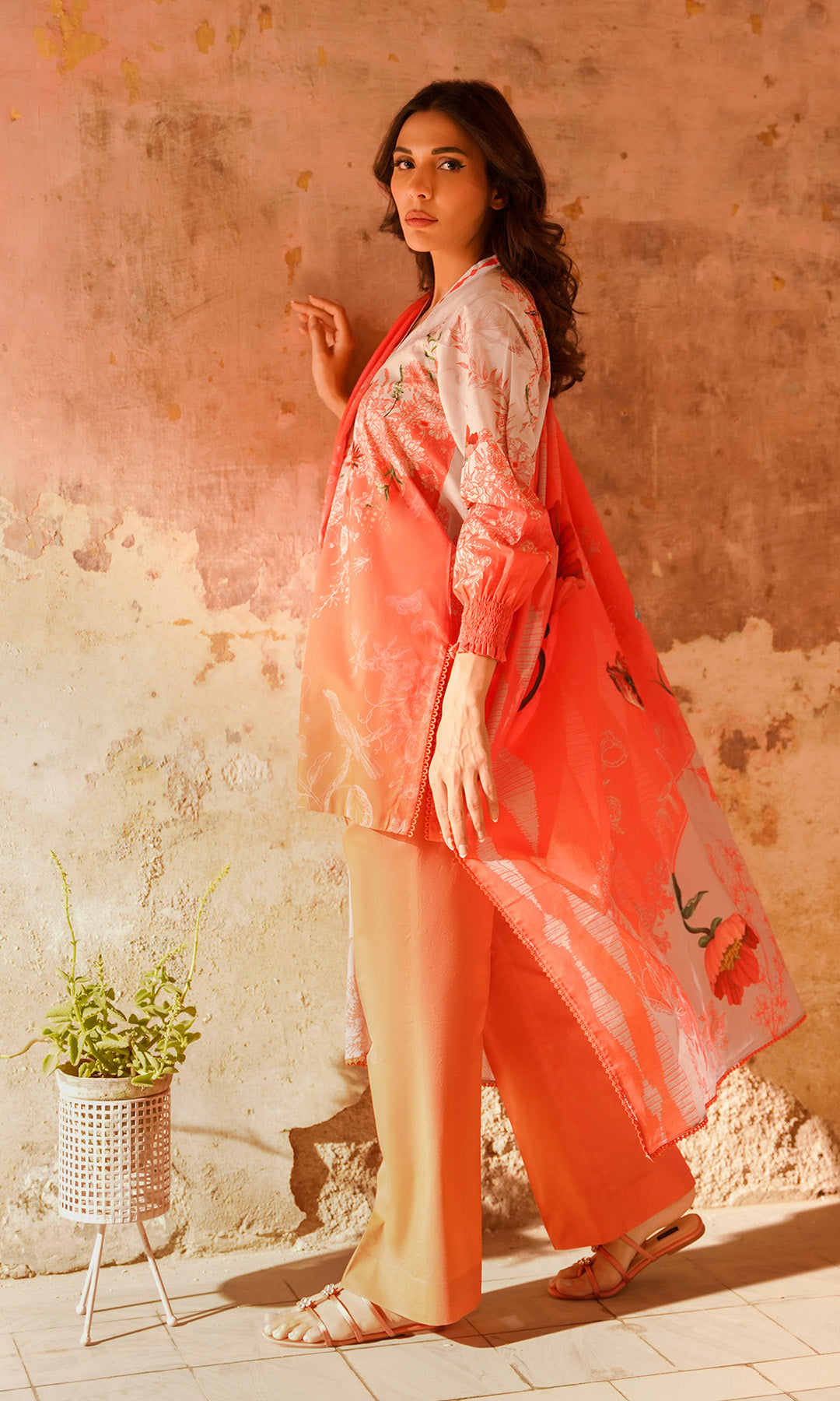 Sahar | Selene Vol 2 | Scarlet Coral