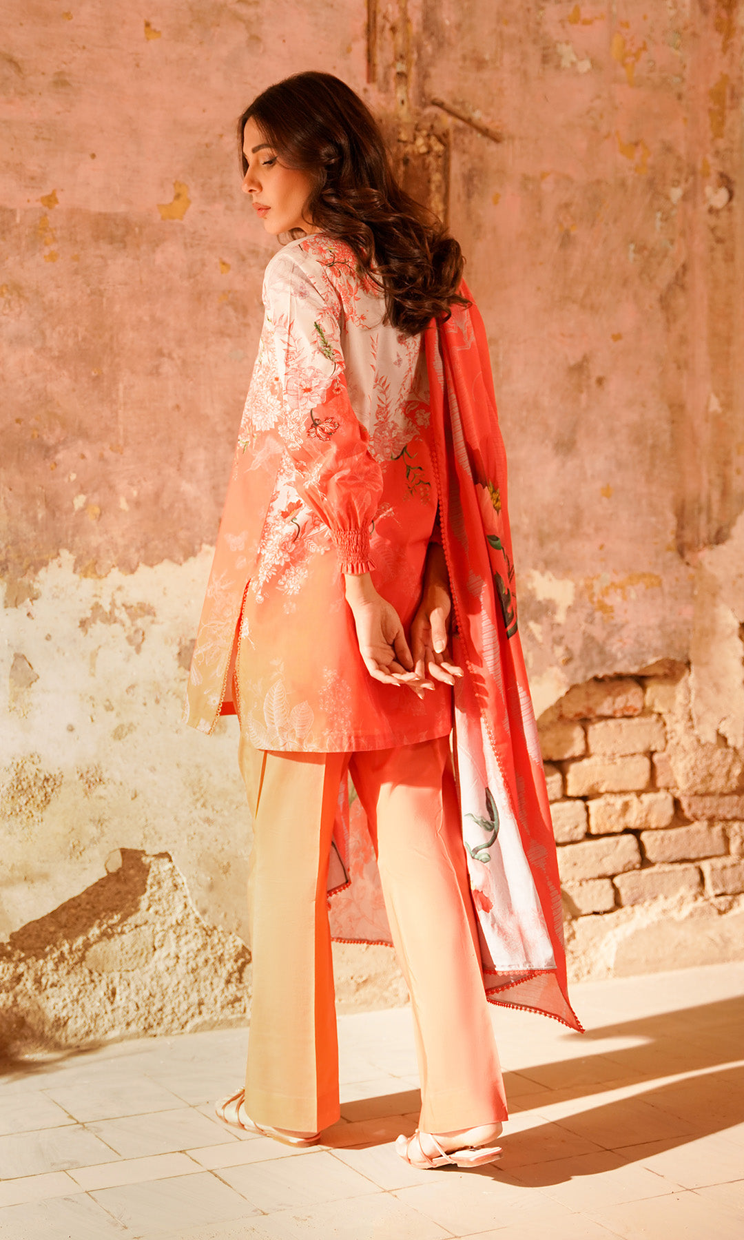 Sahar | Selene Vol 2 | Scarlet Coral