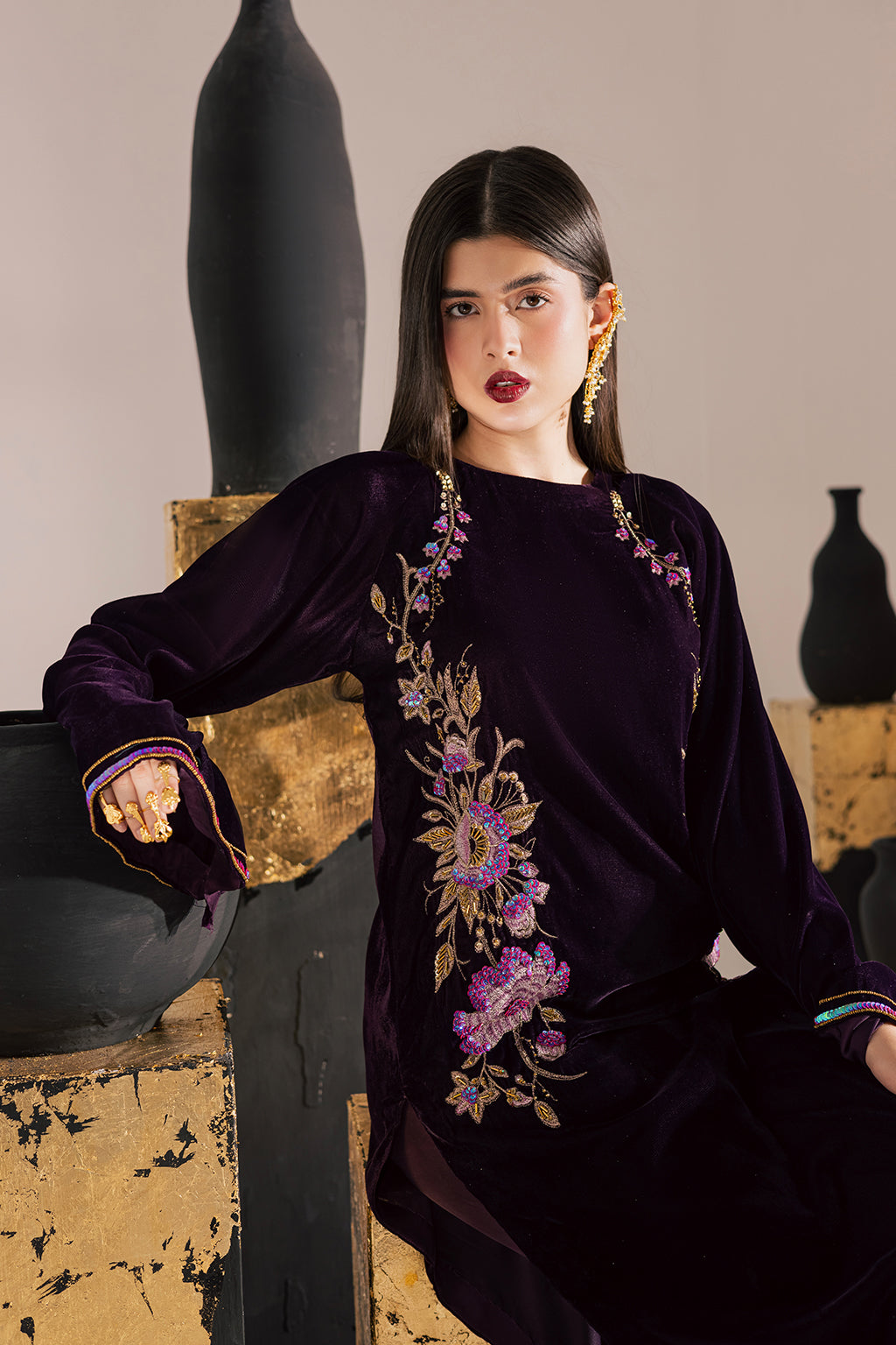 Vanya | Velvet Muse | KV-63