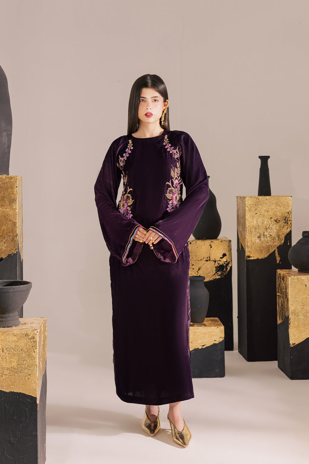 Vanya | Velvet Muse | KV-63