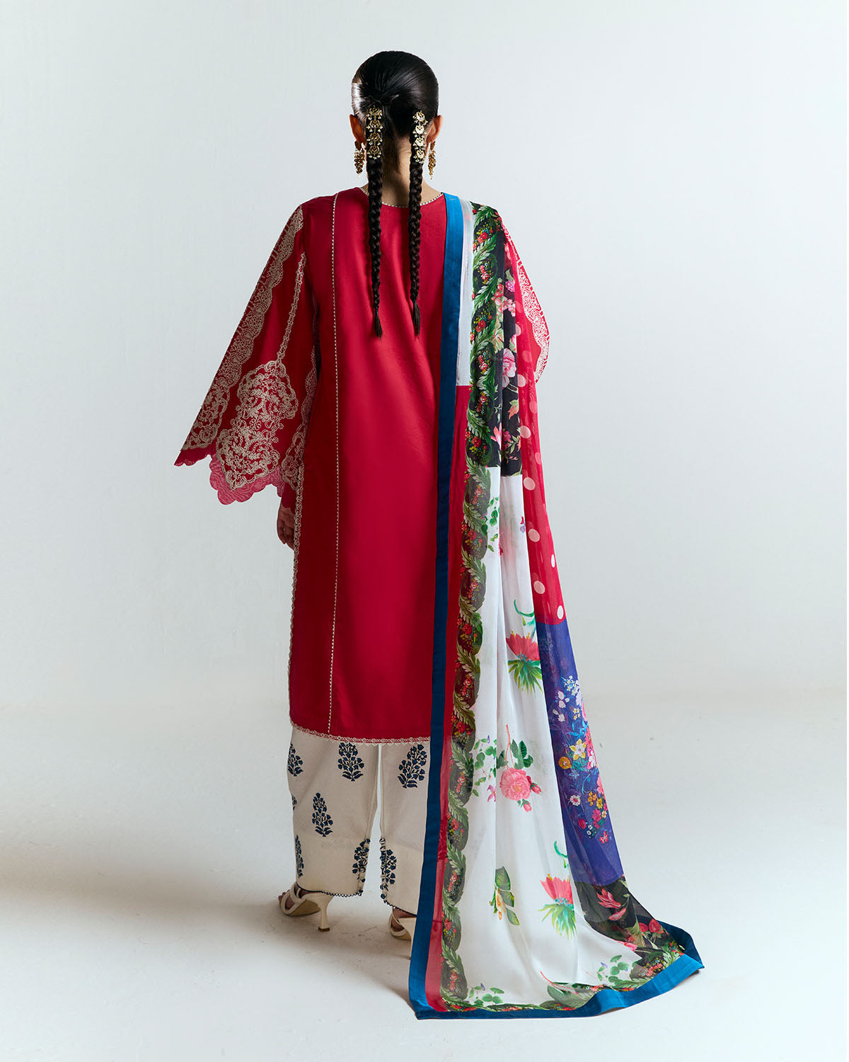 Jugnu | SS 25 | Ahiti