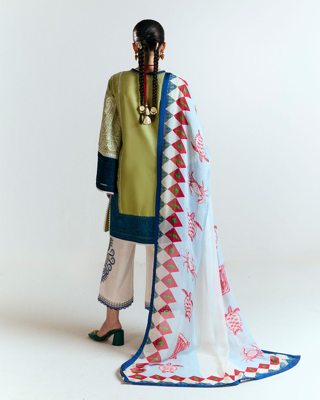 Jugnu | SS 25 | Bia