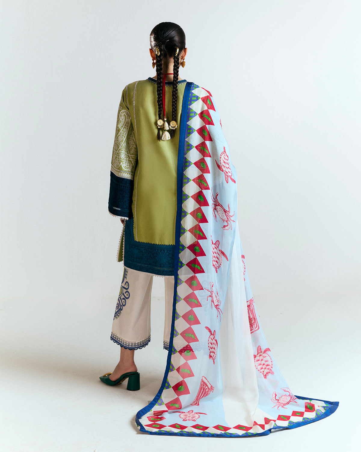 Jugnu | SS 25 | Bia