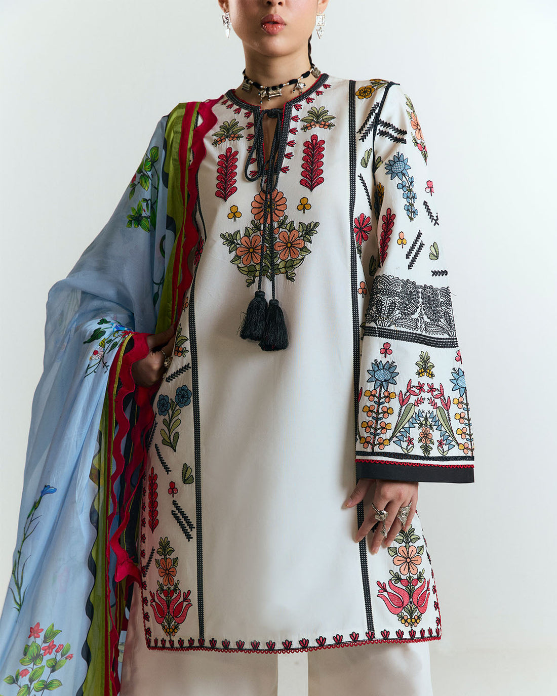 Jugnu | SS 25 | Tiya