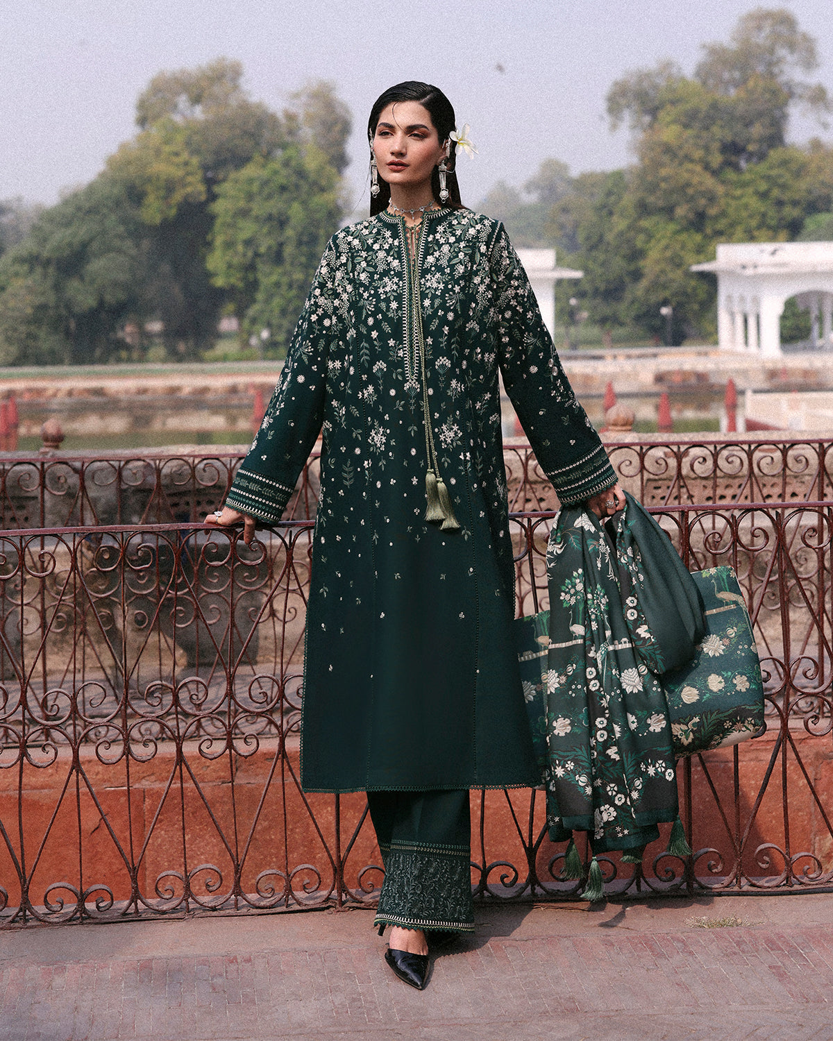 Jugnu | Khaddar 25 | Bita