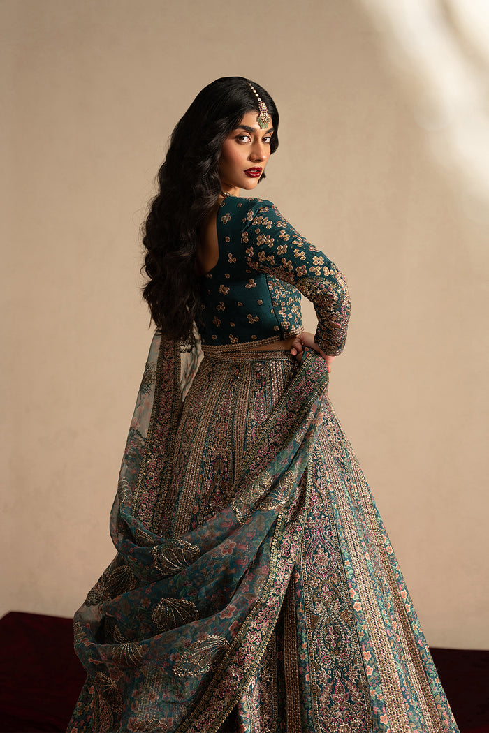 Ayzel | Qurbat Silk Festive 26 | Tassavur