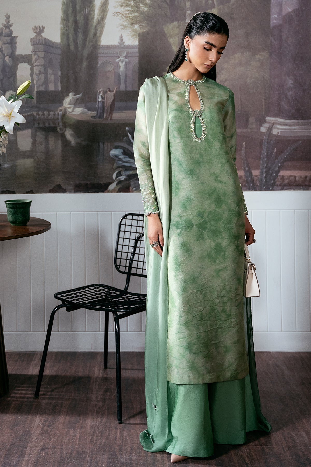 Mina Kashif | Loona Luxe Formals | Noira