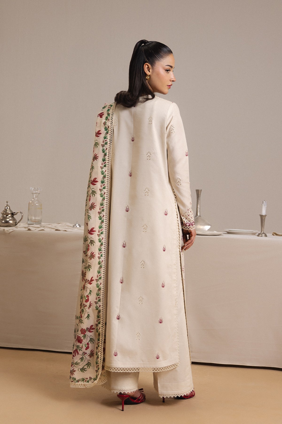 Afrozeh | Basic Pret 26 RTW |BLANCHE