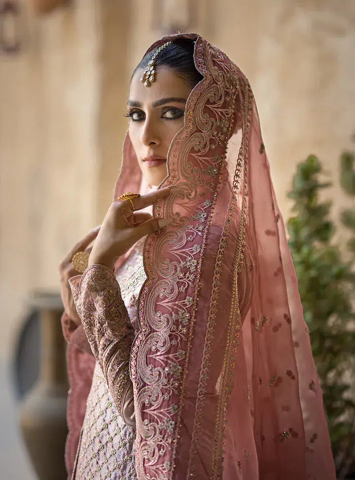 Zainab Chottani | Wedding Festive 23 | Mah e Noor