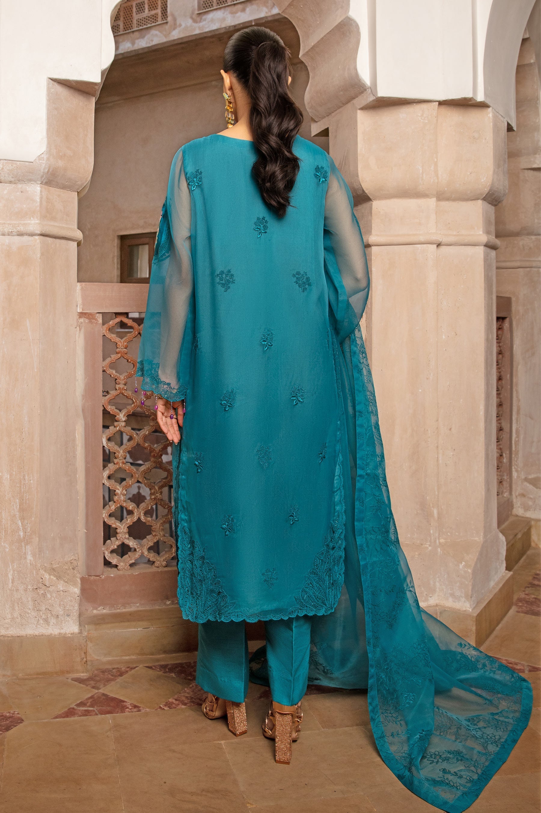 Zeen | Azalea Collection | Lyana